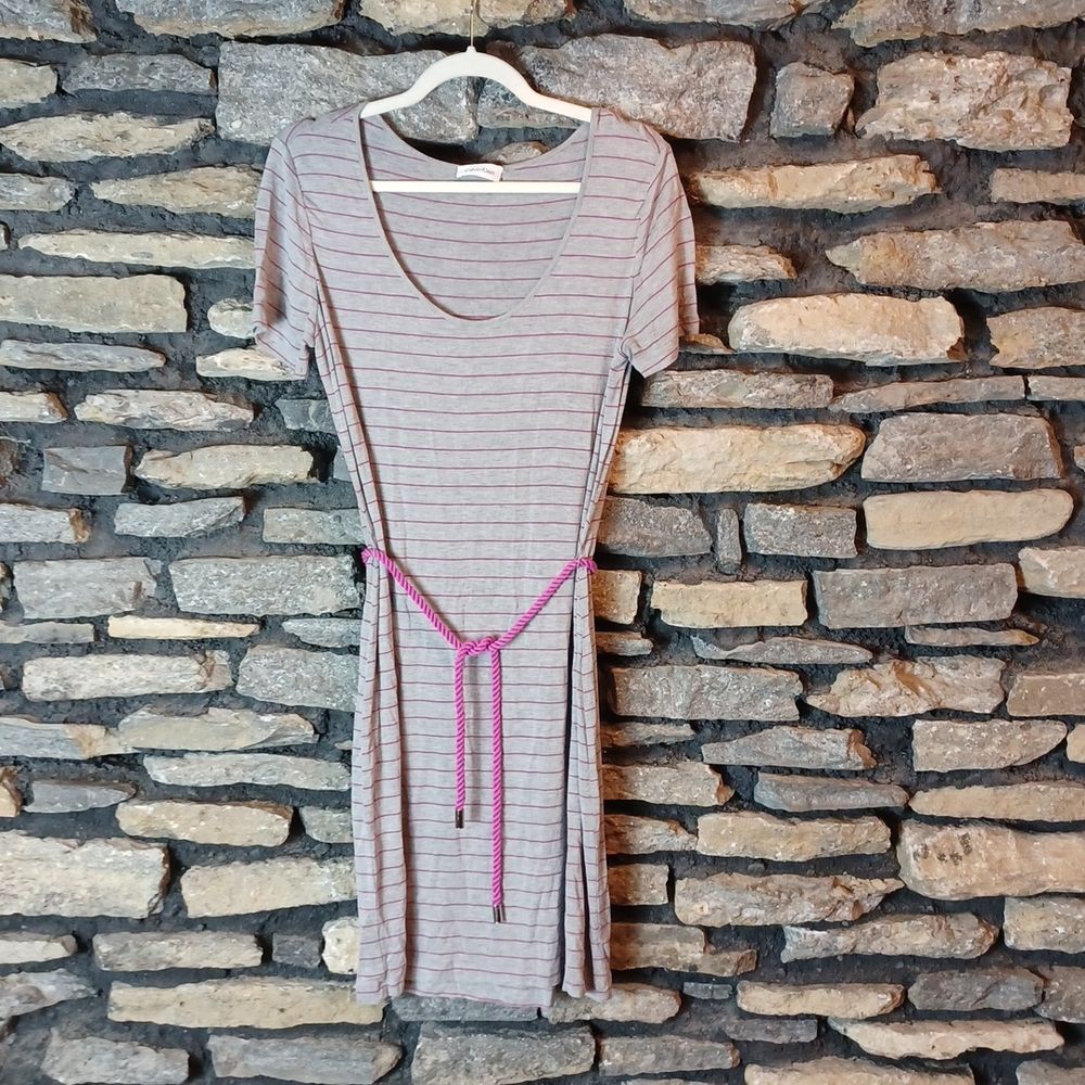 Calvin Klein T shirt dress with belt sz 8